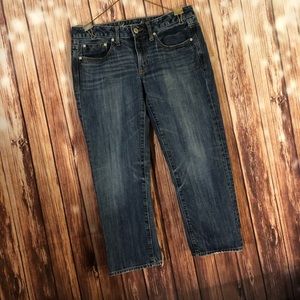 American Eagle Boy Fit Capri’s size 6!!